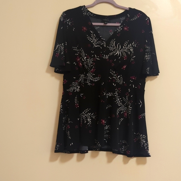 Torrid Studio Knit V-Neck Flutter Sleeve Peplum Top Size 00 in Black/Purple - Picture 4 of 8